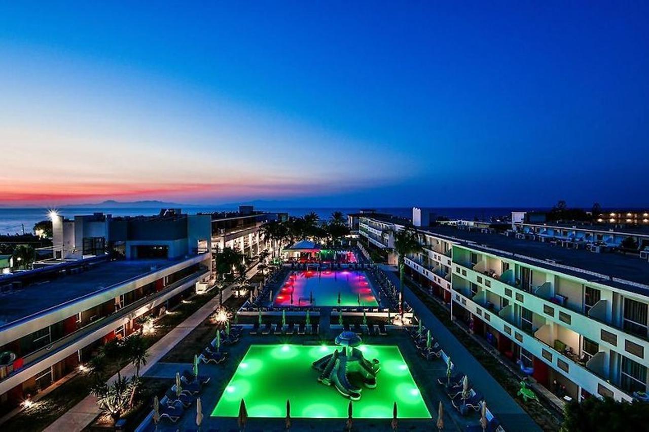 Forum Beach Lalyssos Bagian luar foto